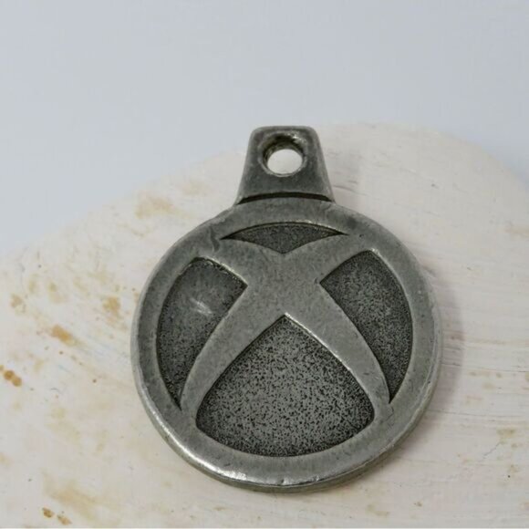 Vintage XBOX pewter key holder - Picture 2 of 2
